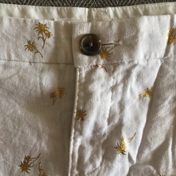 Old Navy Palm Tree Linen Shorts - Picture 3 of 7